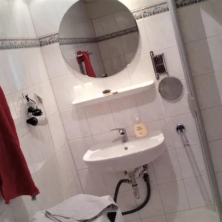 Seeblick 209: Lichtdurchflutet Und Ostseeblick! Appartement